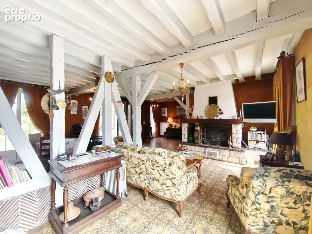 Maison 10 pièces 156 m² à vendre à Ferolles (45150) - photo 4