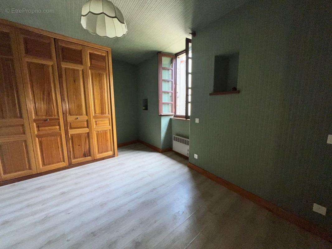 Maison à LARGENTIERE