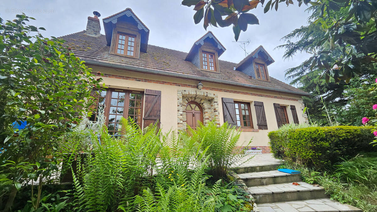 Maison à LACHAPELLE-AUX-POTS
