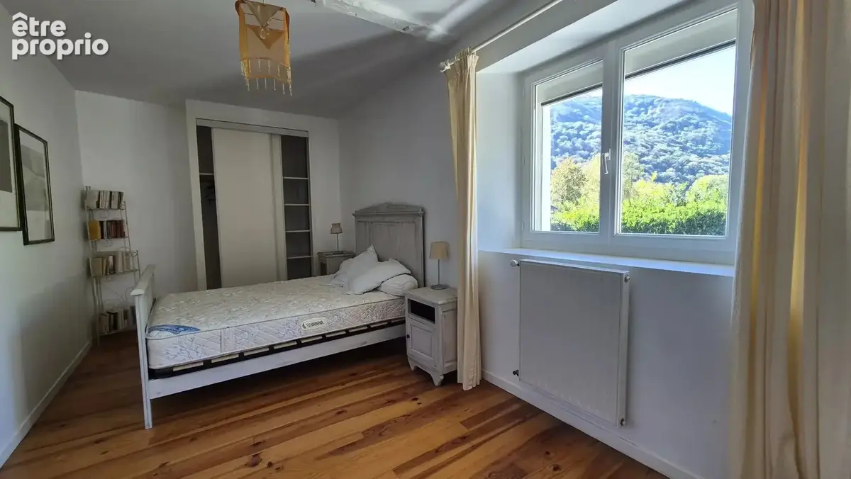 A VENDRE, SAINT-PÉ-DE-BIGORRE, Maison de 192 m² habitables sur une parcelle de 565 m² - photo 9