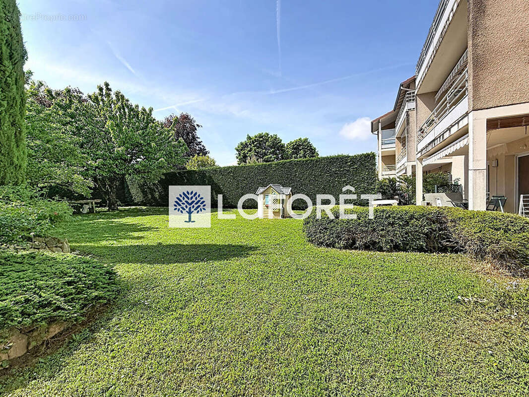 Appartement à MIRIBEL
