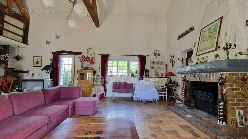 Dpt Essonne (91), à vendre proche de Méréville propriété 8 pièces avec maisonnette, jardin clos, cave et garage - photo 13