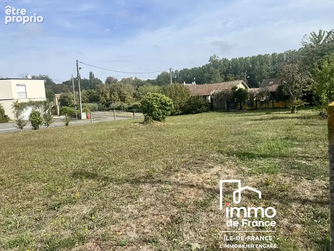 Terrain à vendre de 2001 m² à Gasville Oisème - Réf. 1644 - photo 2
