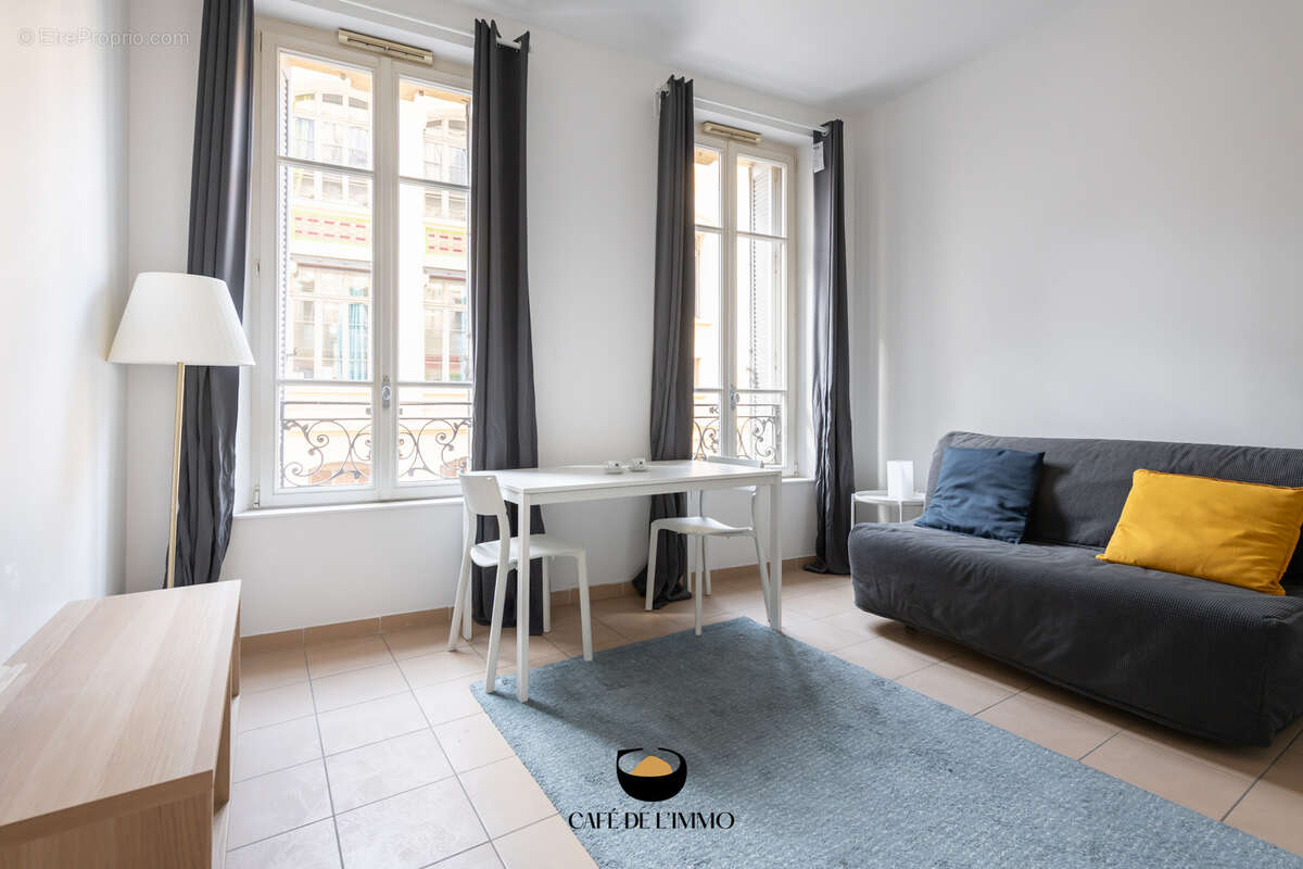 Appartement à MARSEILLE-2E