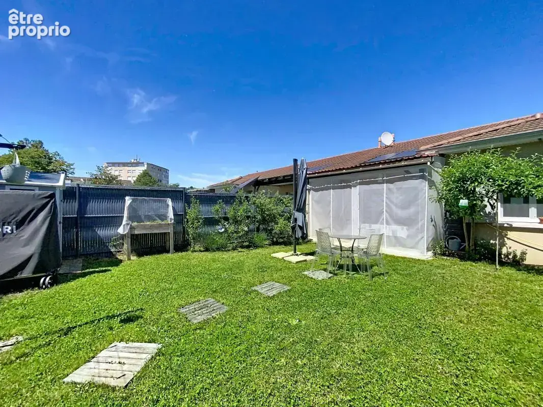 Duplex - 4 Chambres - Jardin - Garage - Résidence sécurisée - Proche commodités - photo 4
