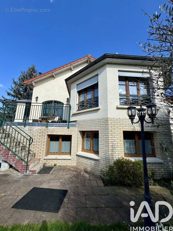 Photo 1 - Maison à MITRY-MORY