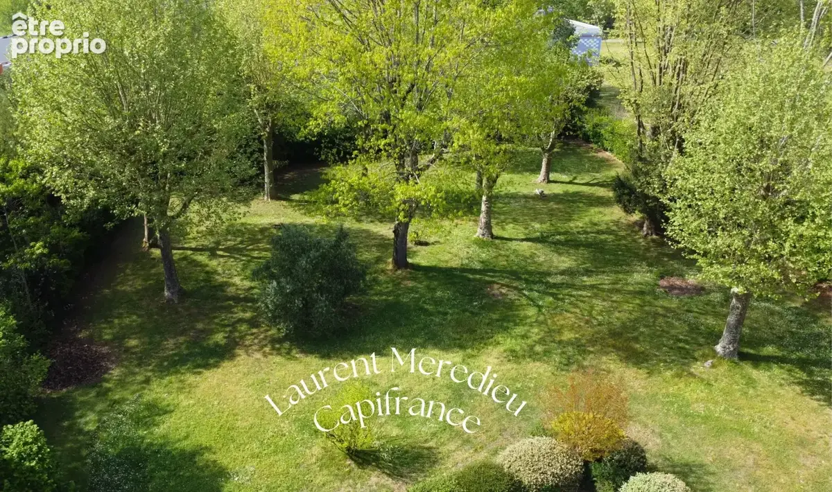 Magnifique demeure en pierre avec grand jardin, piscine & espace professionnel - photo 3