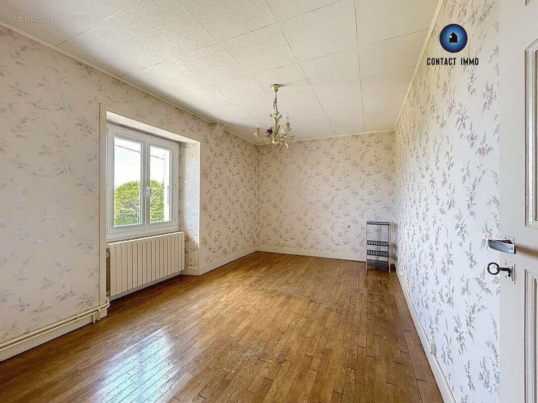 Maison à SAINT-BONNET-L&#039;ENFANTIER