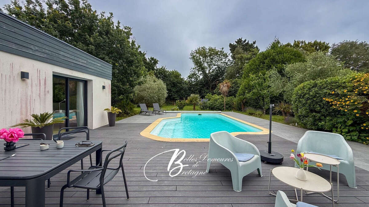 A vendre belle contemporaine avec piscine et terrain constructible à 900m d'une superbe plage, Finistère sud - photo 3