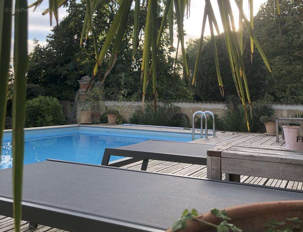 Maison à SAINT-DENIS-DU-PIN