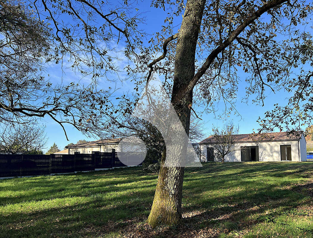 Maison à SAINT-DENIS-DE-PILE