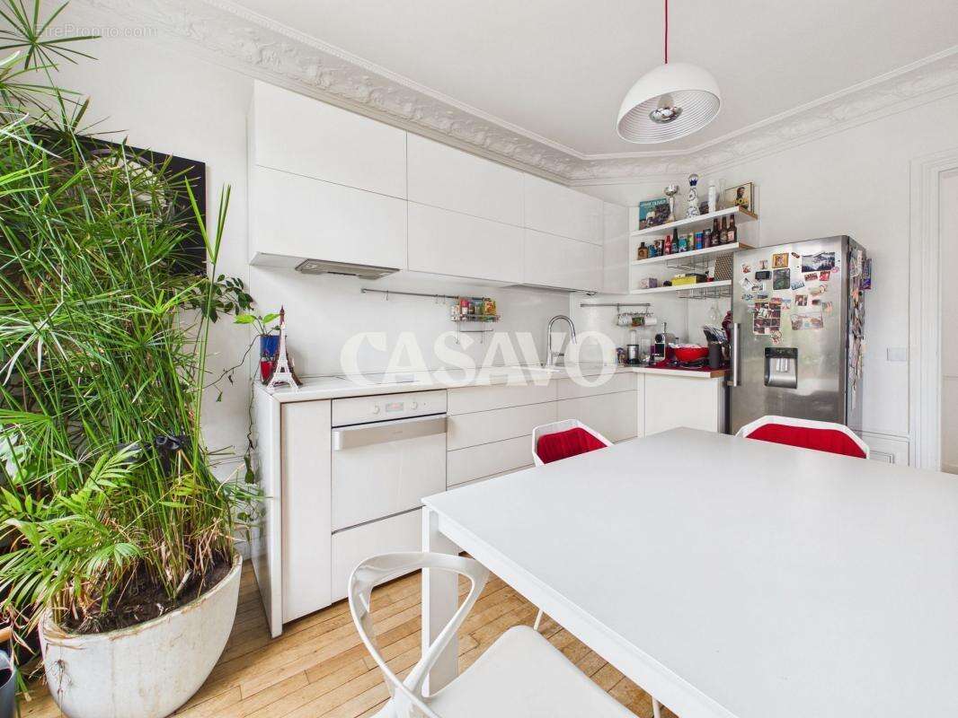Vente Appartement 4 pièces de 90m² - 75020 Paris - photo 5