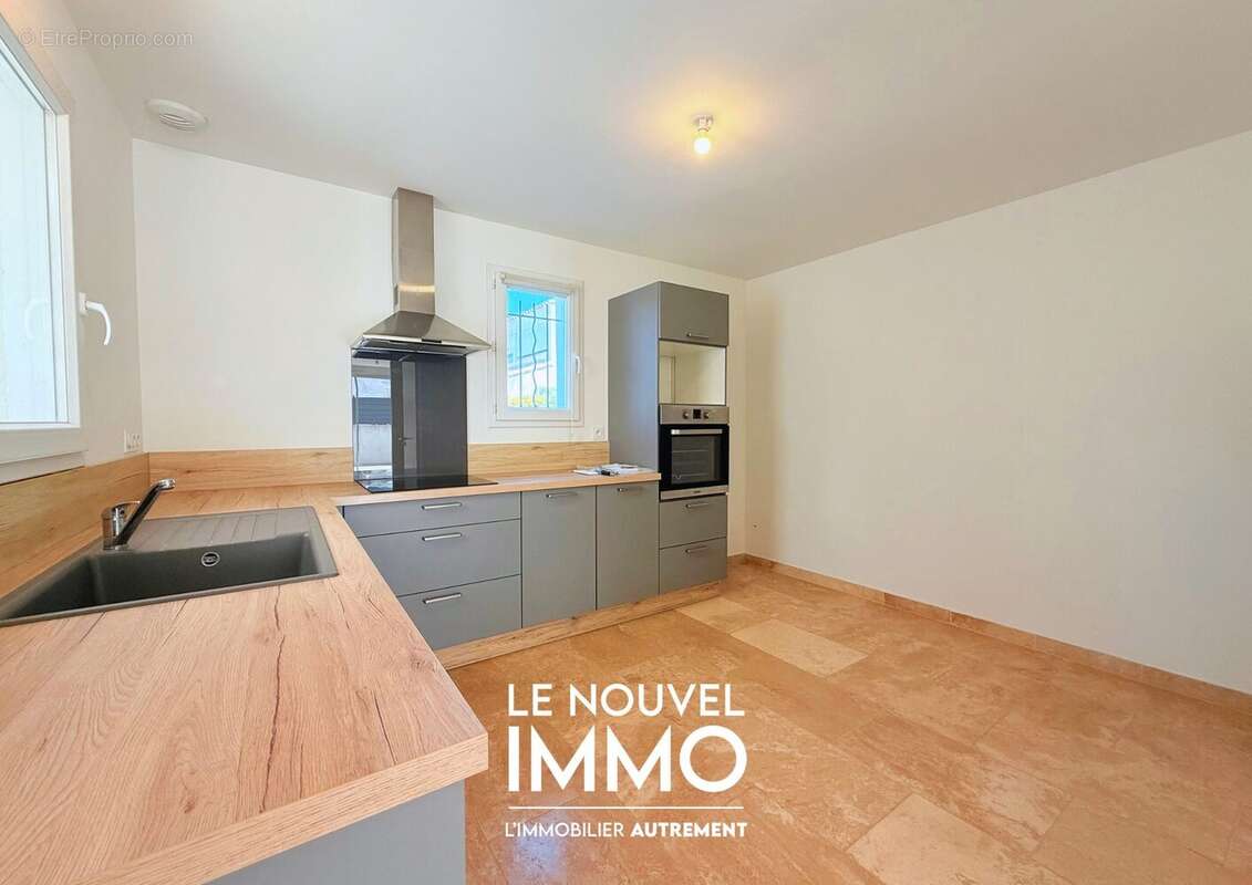 Maison 64 m² à Rognac  - photo 5