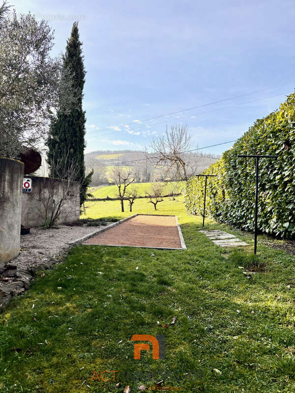 Maison à SAVIGNY