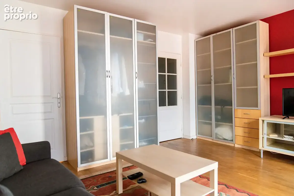 **Studio 29,6 m² avec parking et cave à 4 min à pied du métro Mairie d'Issy** - photo 4