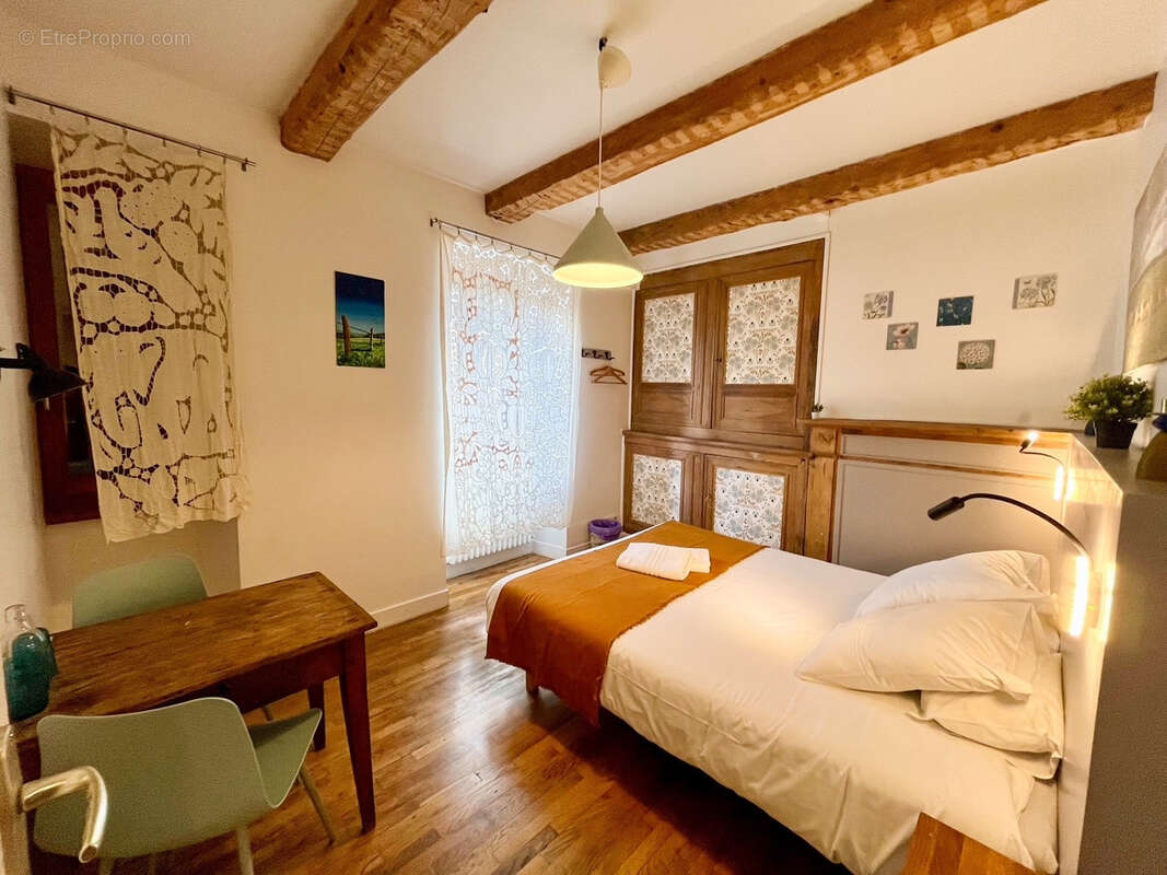 Commerce à LAGUIOLE