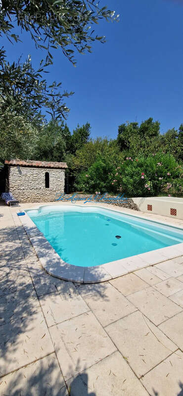 Aux portes d'ANDUZE, maison d’architecte F6 de 210 m2 avec piscine, vue panoramique et terrain de 5843 m2 avec - photo 5