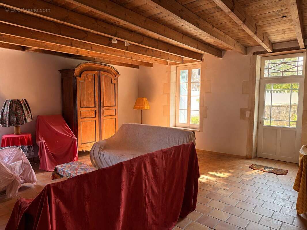 Maison 140 m² à Arces  - photo 5