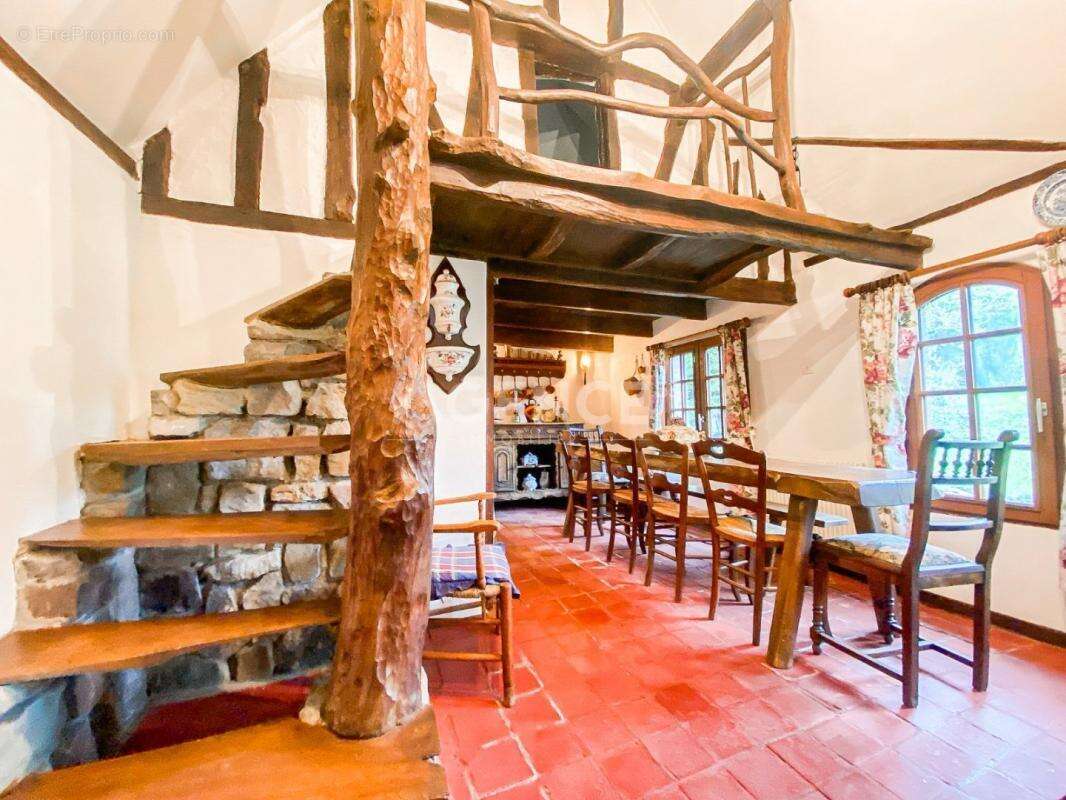 Maison à RECQUES-SUR-HEM