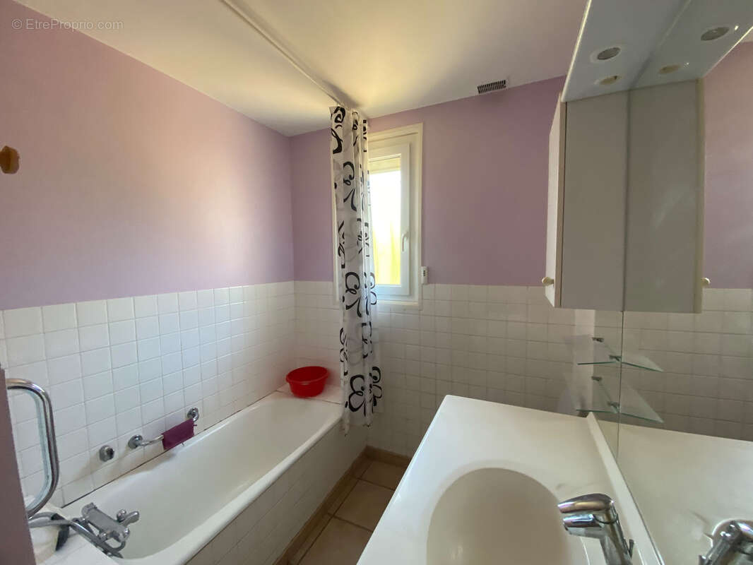 Maison  80 m2 proche hôpital - photo 12