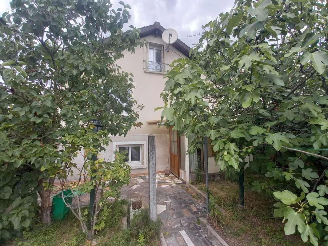 Maison à AULNAY-SOUS-BOIS