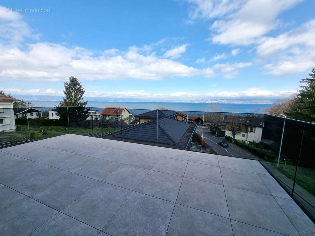 Appartement à NEUVECELLE