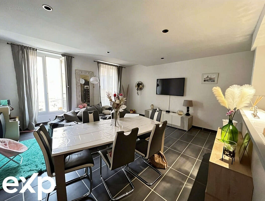 Appartement à TOURVES