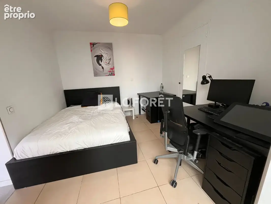 Maison à Arles,  plain pied, avec jardin et 2 dépendances - photo 13