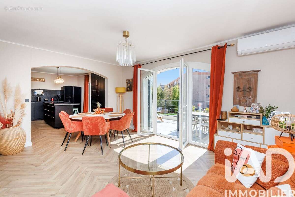 Photo 3 - Maison à MANDELIEU-LA-NAPOULE