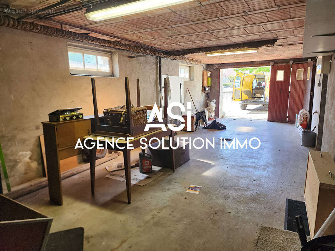 Maison à VILLAINES-LA-JUHEL