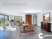 Appartement à LONS