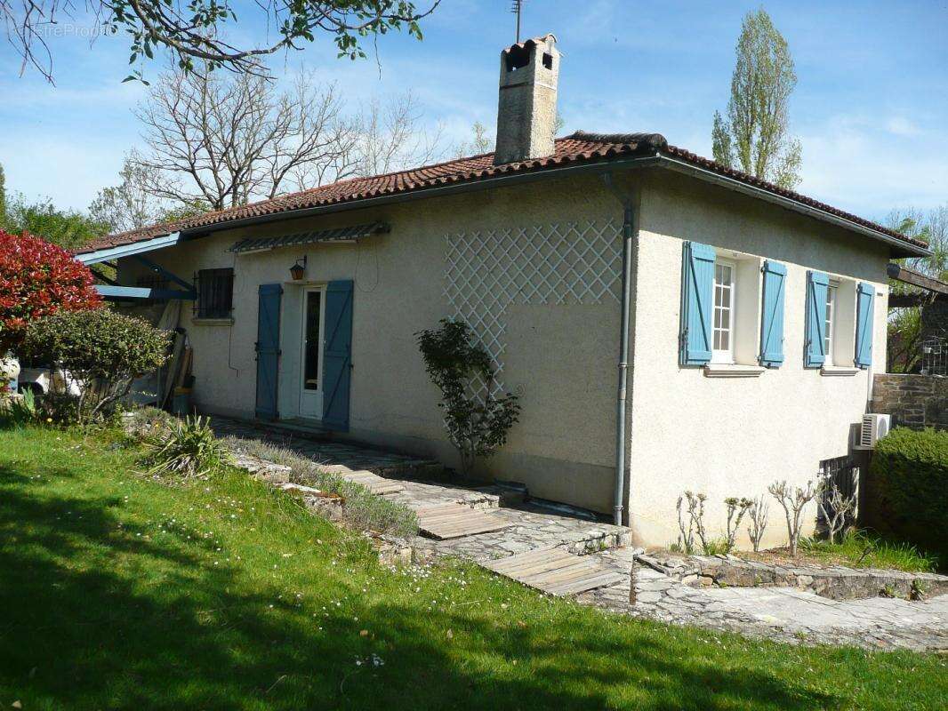 Maison à VILLEFRANCHE-DE-ROUERGUE
