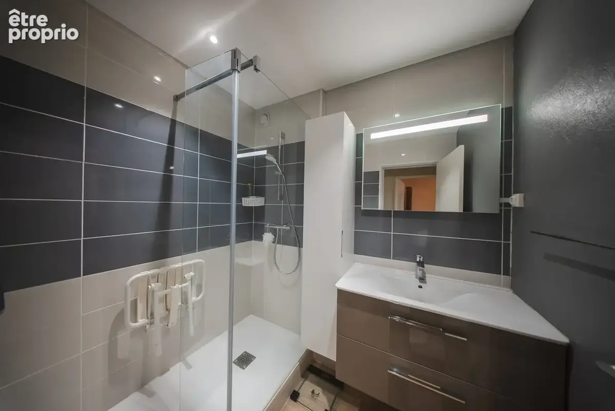 Appartement 4 pièces 85 m² à vendre à Cournon-D'auvergne (63800) - photo 5