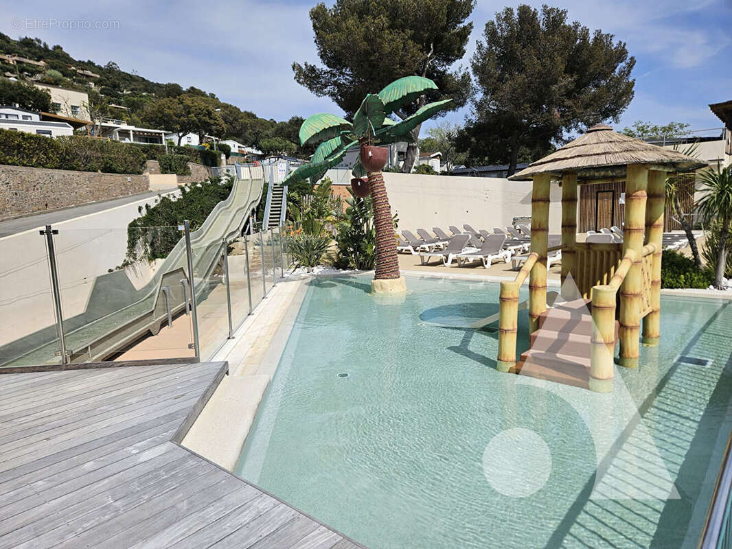 Maison 3 pièces 40m² , jacuzzi 6p , vue mer -saint-raphael-boulouris - photo 16