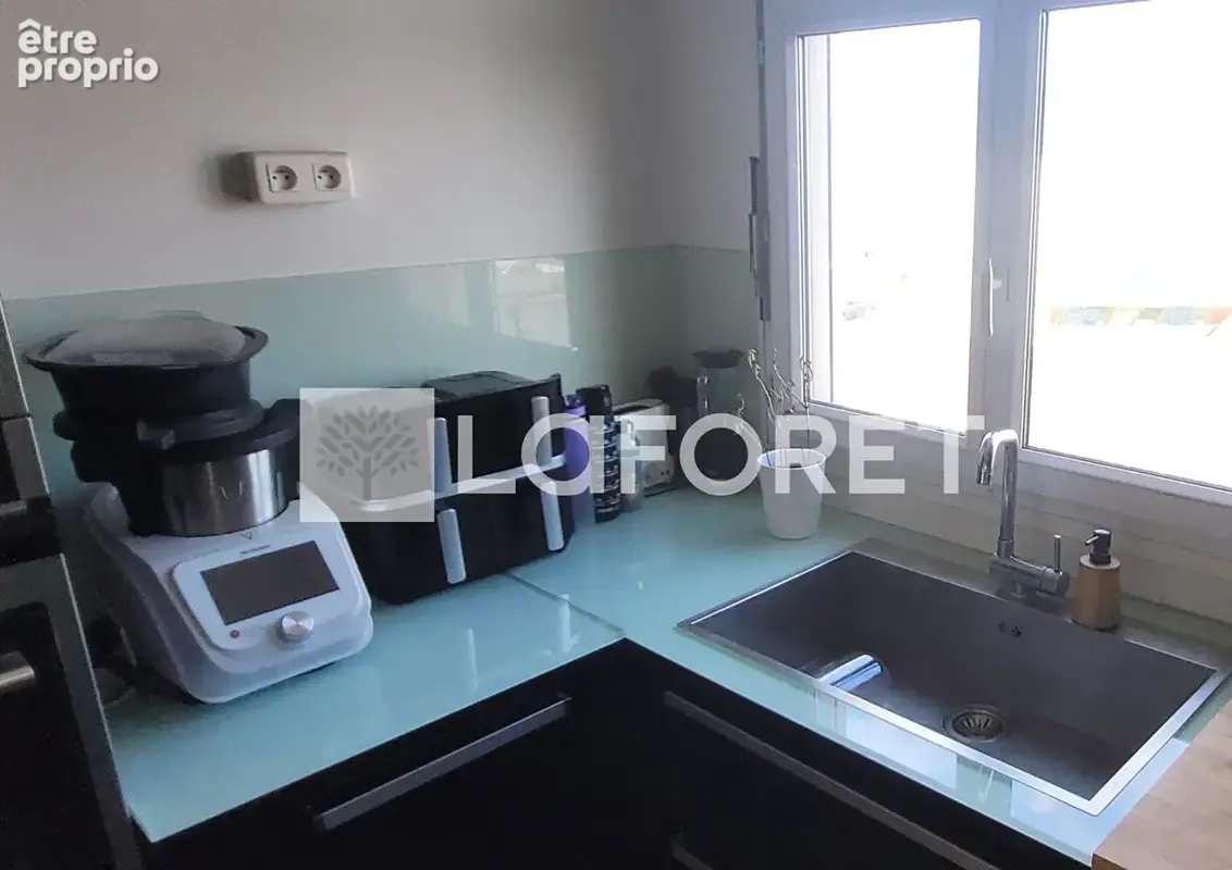 A vendre Appartement Thiais 4 pièce(s) 67.51 m2 - CALME ET LUMINEUX ! - photo 8