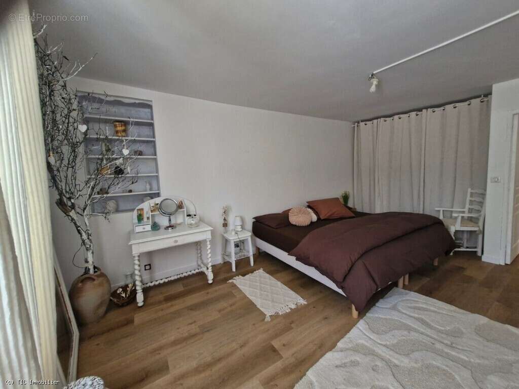 Maison à RUFFEC
