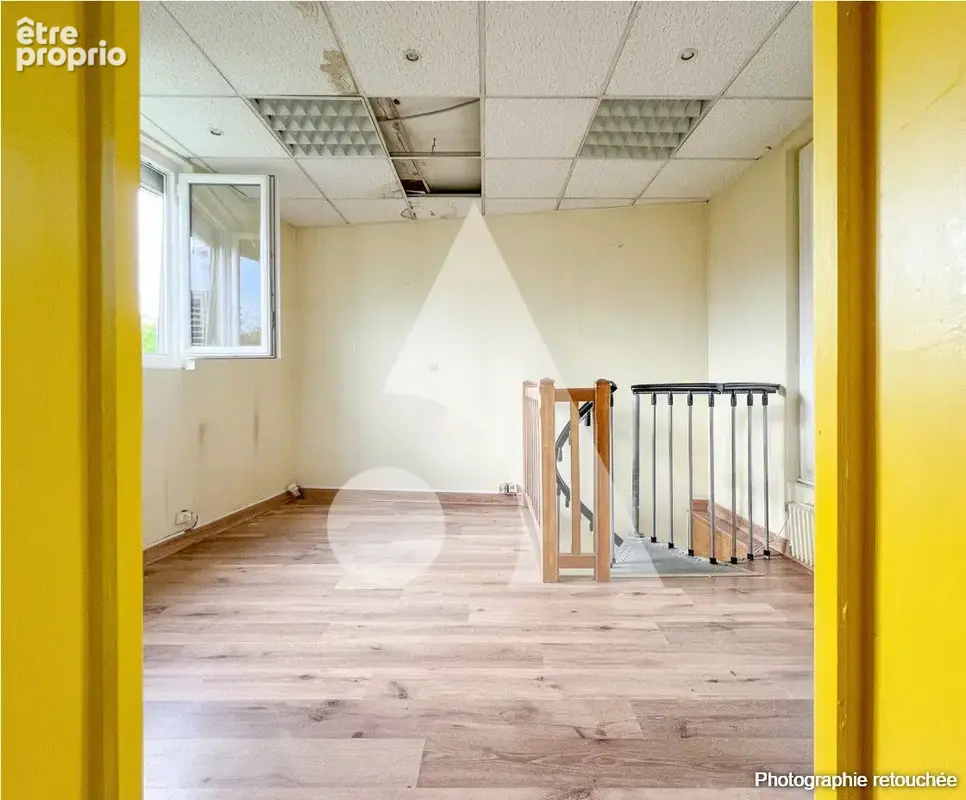 SAINTES rive gauche- Duplex avec jardin à aménager - Saint Eutrope - photo 2