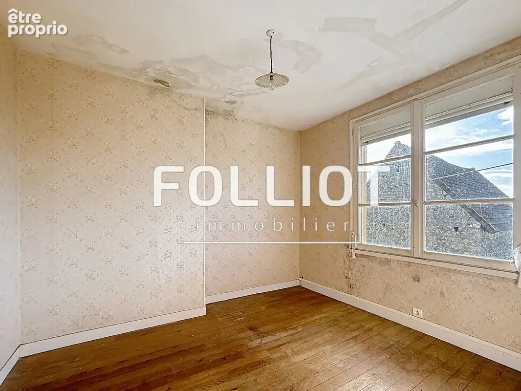 A VENDRE Maison à vendre à Heugueville sur Sienne - 5 pièces, 4 chambres, travaux à prévoir - photo 9