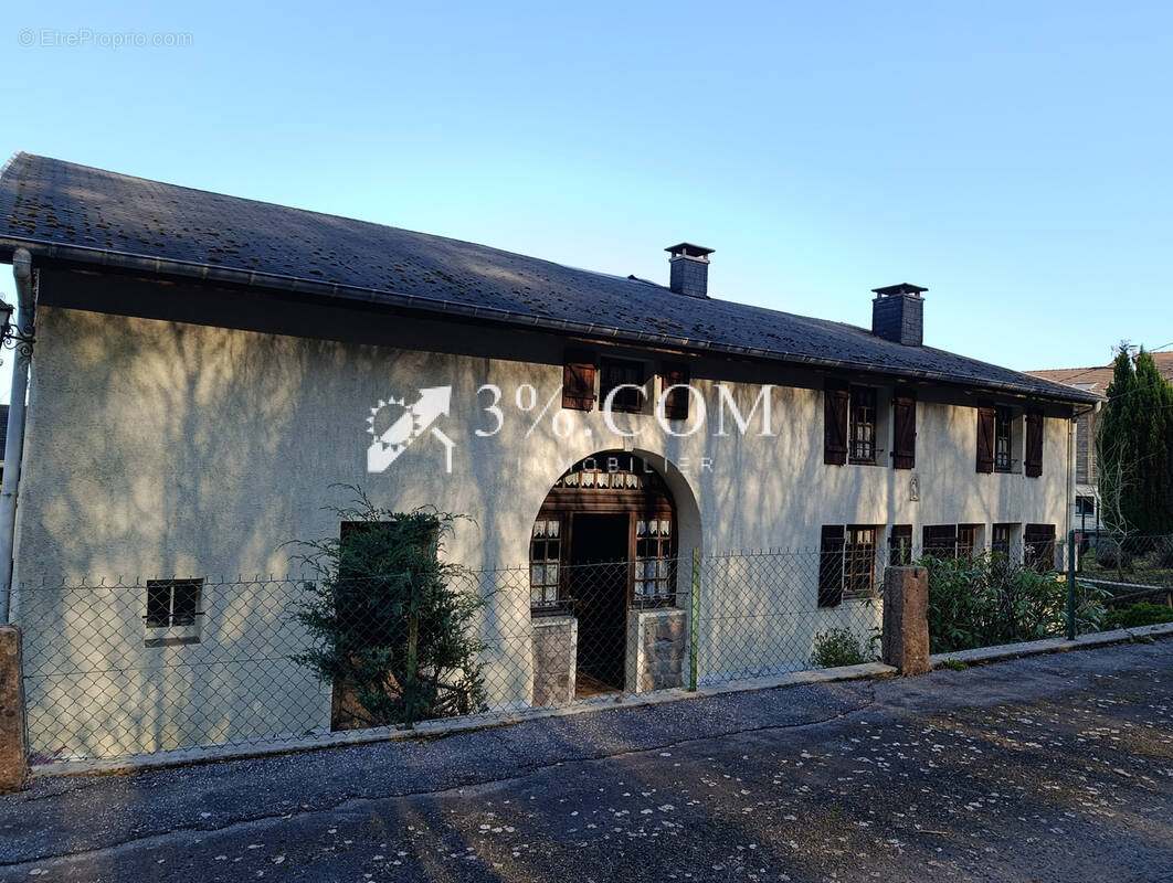 Maison à POUXEUX