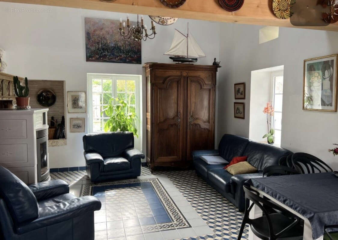 Maison en pierres et gîte - photo 5