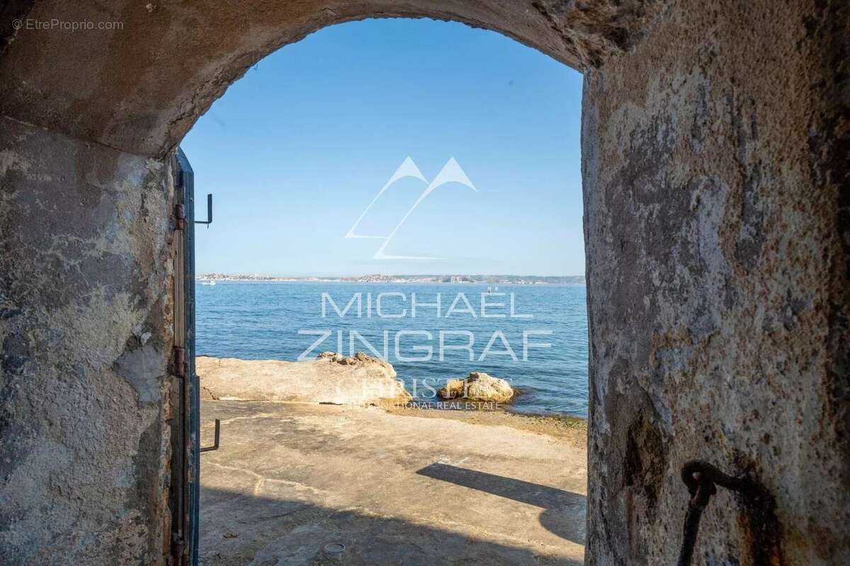 Maison à MARSEILLE-8E