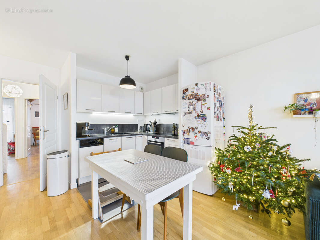 Appartement à SARTROUVILLE