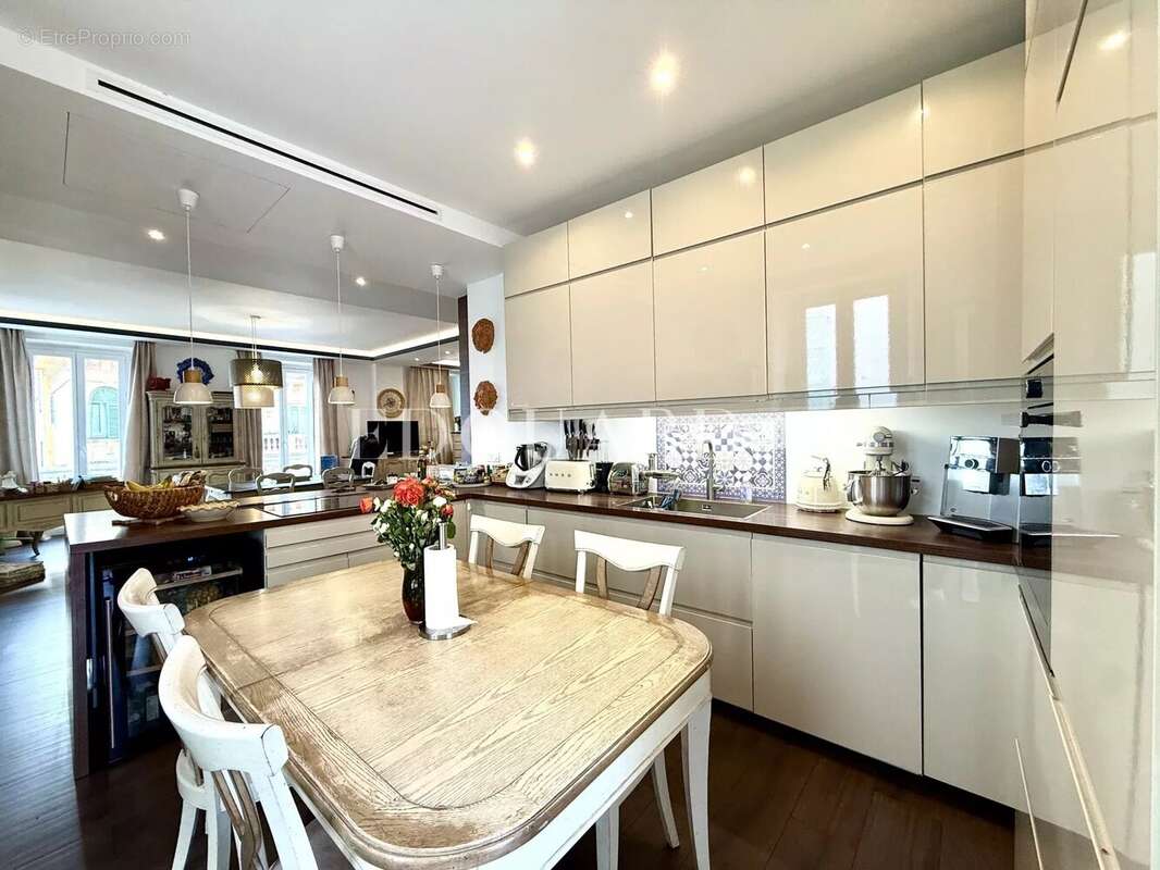 Appartement à MENTON
