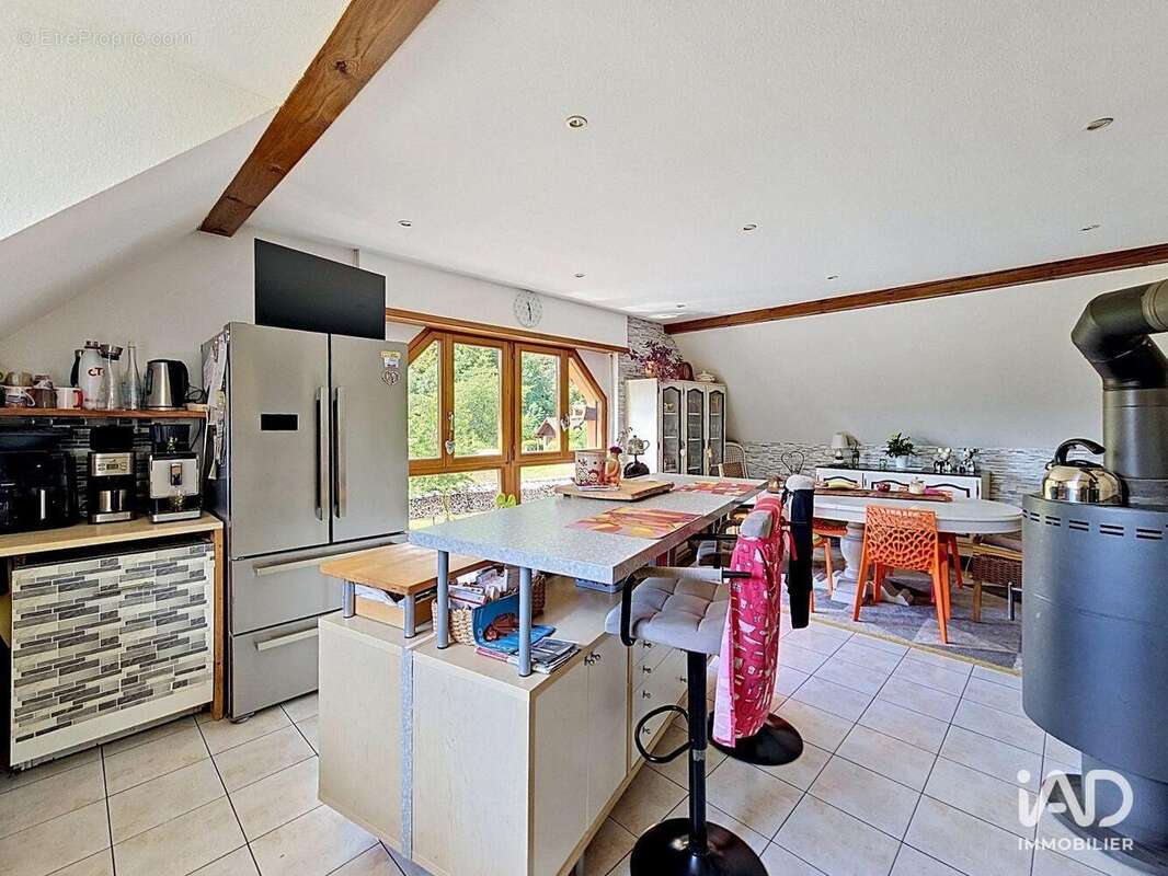 Appartement 89 m² à Ville  - photo 6