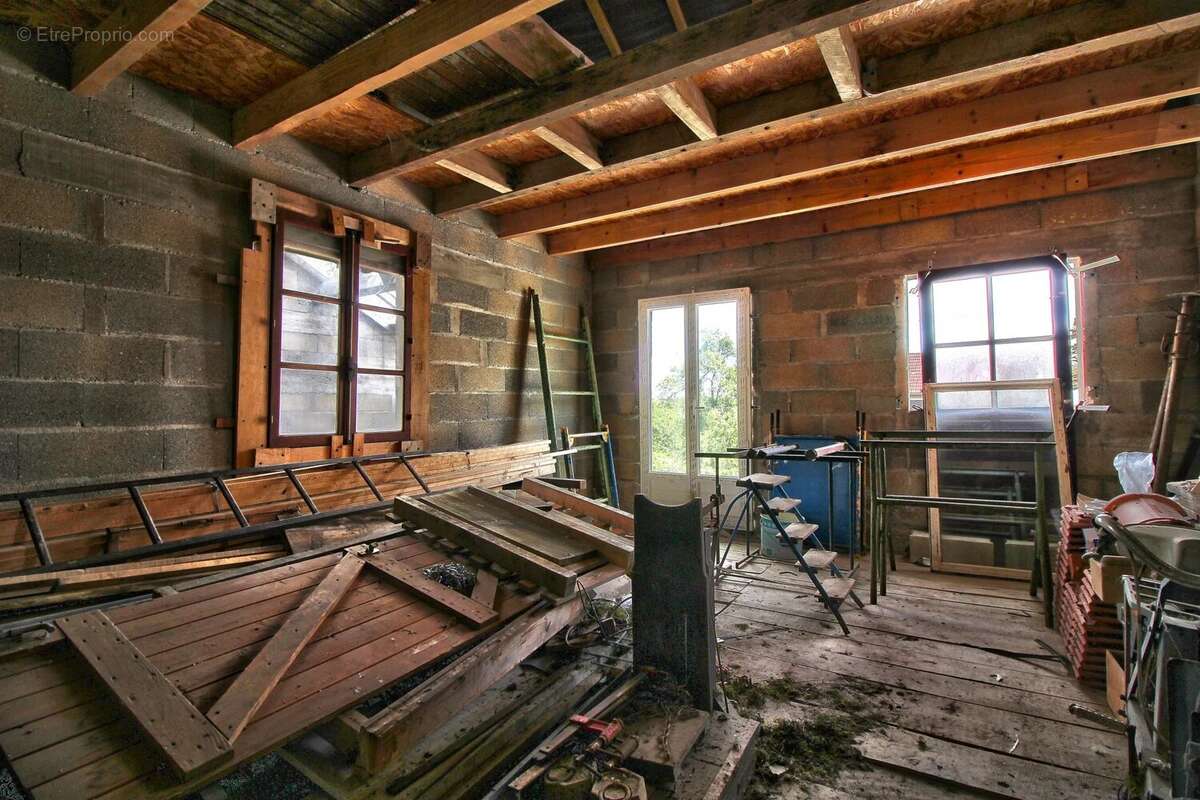 Maison à CIVRY-EN-MONTAGNE