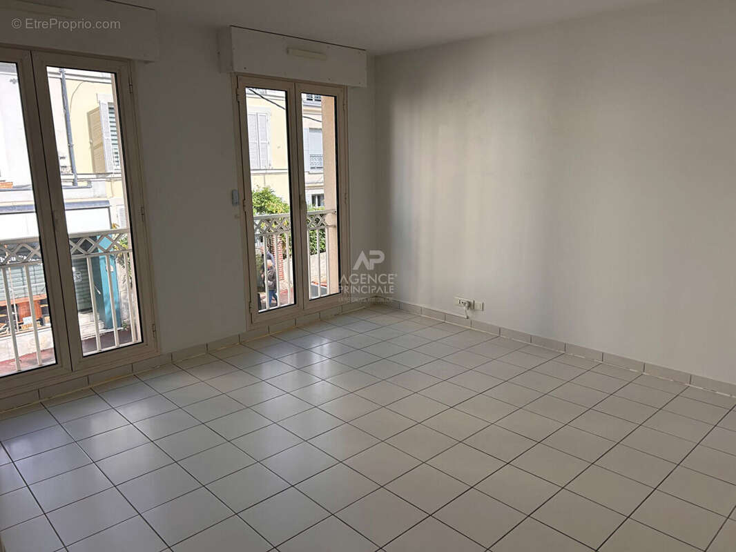 Appartement à MAISONS-LAFFITTE