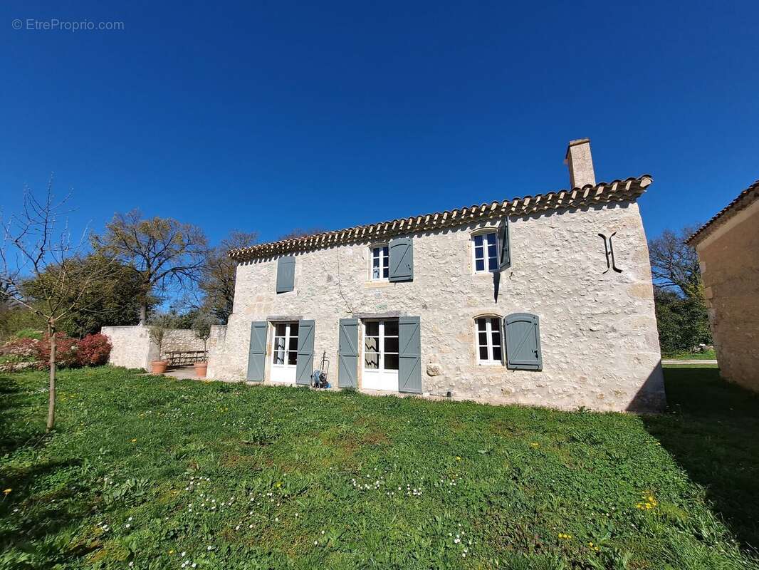 Maison à LA ROMIEU