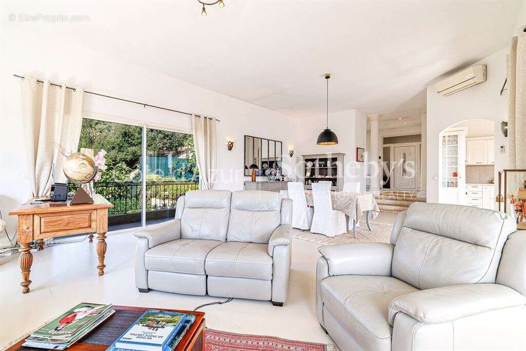 Maison à CAGNES-SUR-MER