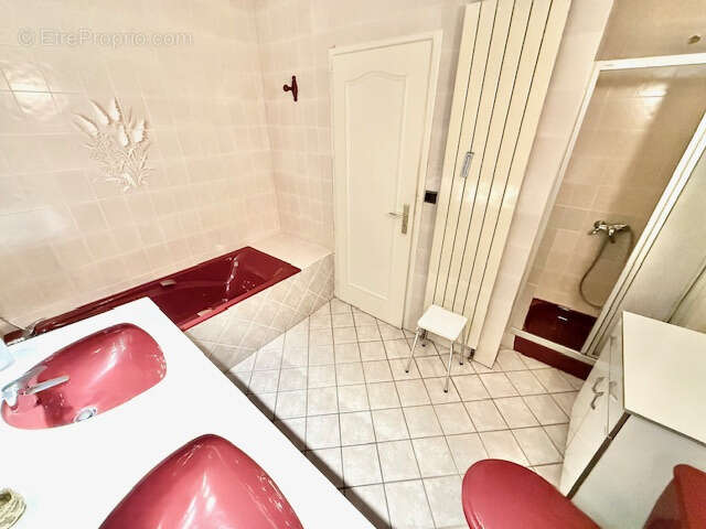 Appartement à DIVONNE-LES-BAINS