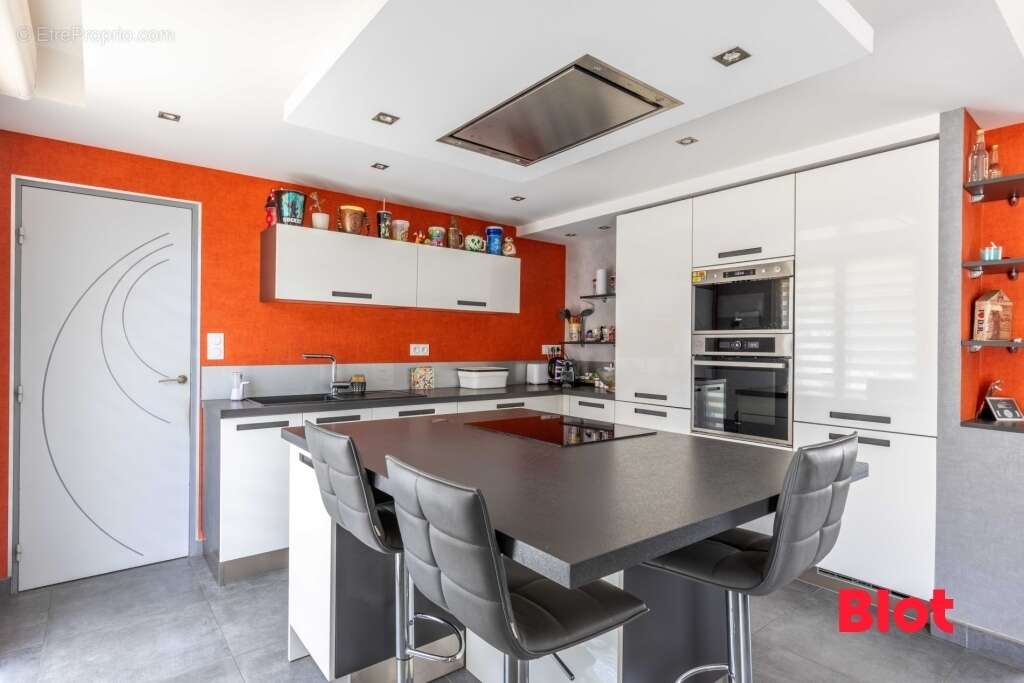 Maison à BOISGERVILLY